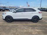 Used 2020 Ford Edge SEL image 2