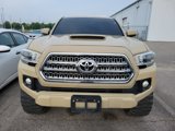 Used 2017 Toyota Tacoma TRD Sport image 2