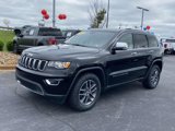 Used 2018 Jeep Grand Cherokee Limited image 3