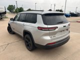 Used 2021 Jeep Grand Cherokee L Laredo image 5