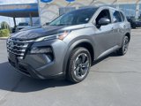 Used 2024 Nissan Rogue SV image 5