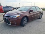 Used 2018 Toyota Avalon XLE Premium image 3