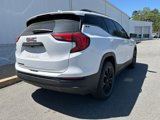 Used 2021 GMC Terrain SLE w/ Driver Convenience Package image 3