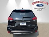 Used 2019 Nissan Rogue SV image 4