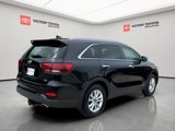 Used 2019 Kia Sorento LX w/ LX Convenience Package image 4