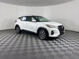 Used 2023 Nissan Kicks SV image 2