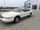 Used 1995 Lincoln Continental image 2