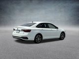 Used 2023 Volkswagen Jetta Sport image 5