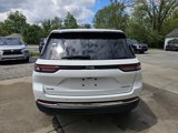 Used 2023 Jeep Grand Cherokee Laredo image 6