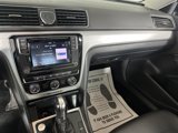 Used 2019 Volkswagen Passat 2.0T Wolfsburg image 4