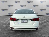 Used 2025 Nissan Altima 2.5 SV image 4