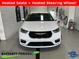 Used 2023 Chrysler Pacifica Touring-L image 2