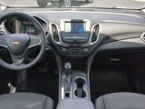 Used 2018 Chevrolet Equinox LT image 3