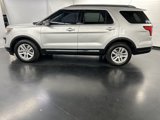 Used 2019 Ford Explorer XLT w/ Equipment Group 201A image 4