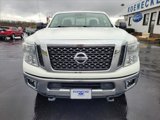 Used 2017 Nissan Titan SV image 3
