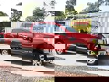Used 2017 Nissan Titan SV image 2