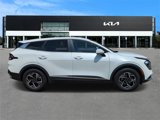 Certified 2023 Kia Sportage LX image 3