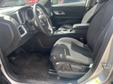 Used 2017 Chevrolet Equinox LT image 3