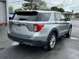 Used 2022 Ford Explorer XLT w/ Equipment Group 202A image 6