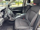 Used 2018 Dodge Journey SE image 2
