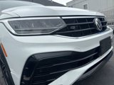 Certified 2022 Volkswagen Tiguan SE R-Line image 5