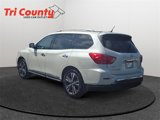 Used 2017 Nissan Pathfinder Platinum image 5