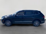 Used 2021 Volkswagen Tiguan SE image 2