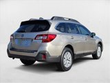 Used 2018 Subaru Outback 2.5i Premium image 3