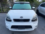 Used 2013 Kia Soul ! image 2
