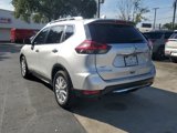 Used 2020 Nissan Rogue SV image 5