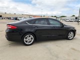 Used 2018 Ford Fusion SE w/ Fusion SE Technology Package image 2