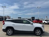 Used 2023 GMC Terrain SLE w/ Driver Convenience Package image 2