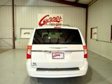 Used 2014 Chrysler Town & Country Touring image 2