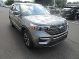 Used 2022 Ford Explorer XLT w/ Equipment Group 202A image 4