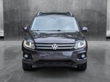 Used 2016 Volkswagen Tiguan SE image 2