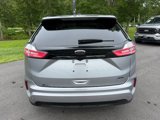 Certified 2024 Ford Edge SE w/ Black Appearance Package image 5