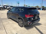 Used 2024 Volkswagen Taos SE image 5