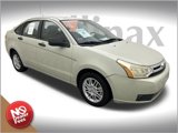 Used 2010 Ford Focus SE image 1