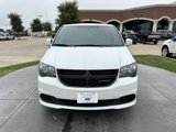 Used 2017 Dodge Grand Caravan SE image 2