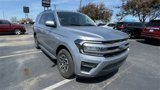 Used 2022 Ford Expedition XLT image 4