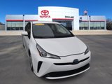 Used 2021 Toyota Prius LE image 3