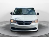Used 2019 Dodge Grand Caravan SE image 2