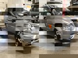 Used 2016 Chrysler Town & Country Touring-L image 5