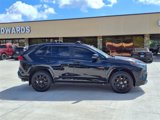 Used 2022 Toyota RAV4 SE image 4