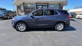 Used 2018 Chevrolet Equinox LT image 2