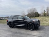Certified 2022 Ford Explorer XLT w/ Equipment Group 202A image 3