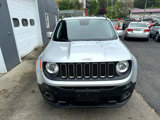 Used 2018 Jeep Renegade Latitude w/ Cold Weather Group image 2