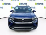 Used 2022 Volkswagen Taos SE image 2