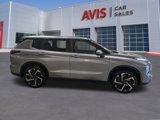 Used 2023 Mitsubishi Outlander SE image 5