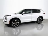 Used 2022 Mitsubishi Outlander ES image 3